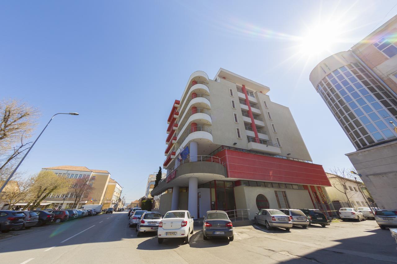 Hotel Parc Alba Iulia Extérieur photo
